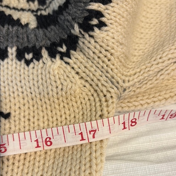 TNA Gray and Cream Sweater - Picture 6 of 8